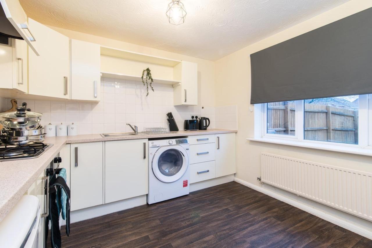 Coventry- Perchfoot 3 Bedroom Contractor And Pet-Friendly Spacious House By Sublime Stays Εξωτερικό φωτογραφία